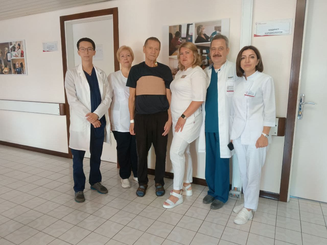 Команда врачей ОКБ № 1 выполнила сложную операцию мужчине с пороком сердца